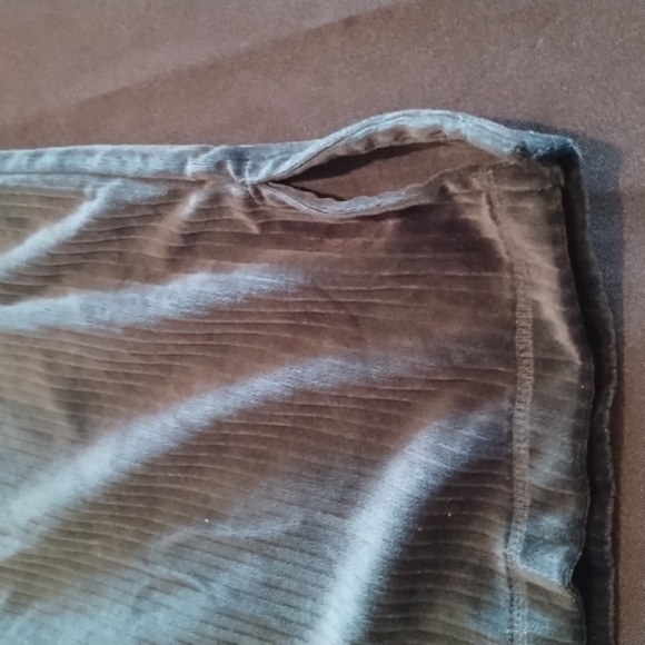 SJB Sport Woman's turtle neck long sleeve Shirt ribbed Small/petite Green - Picture 9 of 12